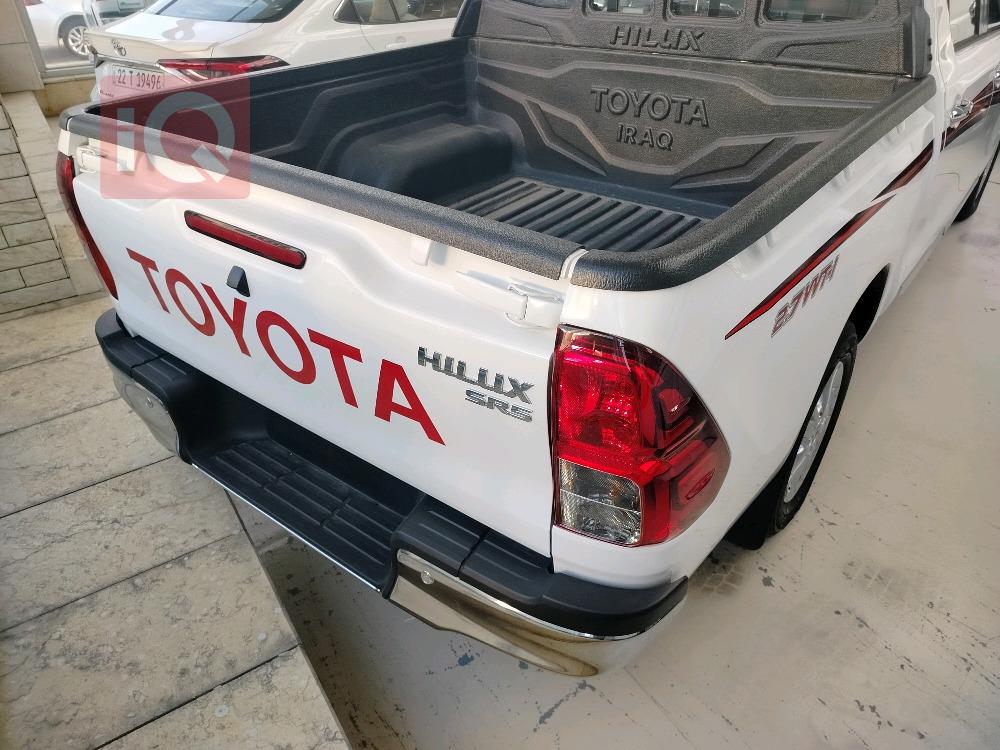 تويوتا هايلوكس